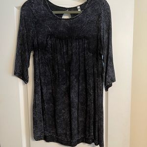 Black tunic 3/4 length top